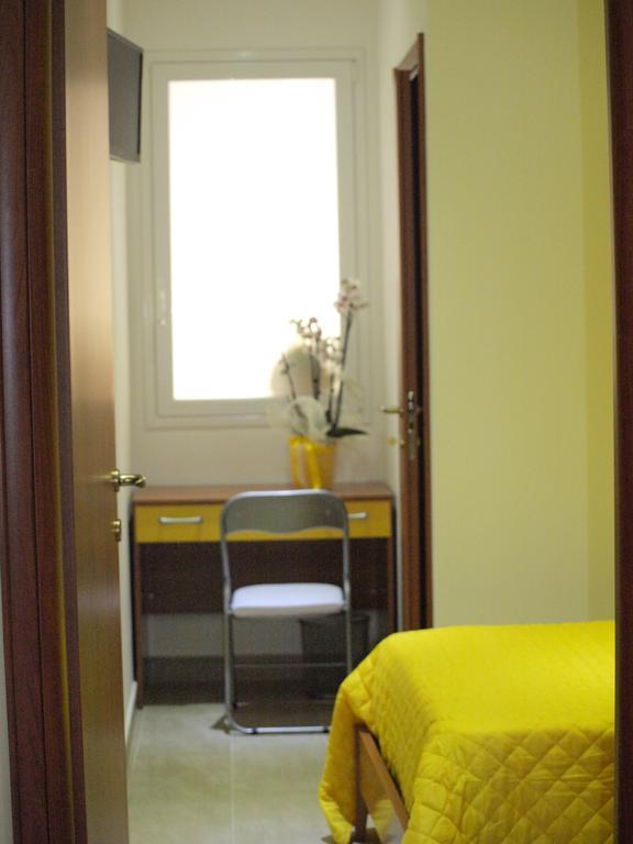 Bed and Breakfast Il Giardinetto Trapani Habitación foto